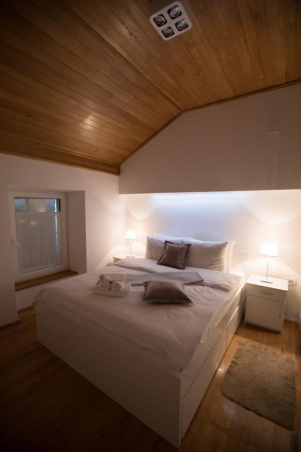 Seven Hills Duplex Eco-Cottage كوتور المظهر الخارجي الصورة