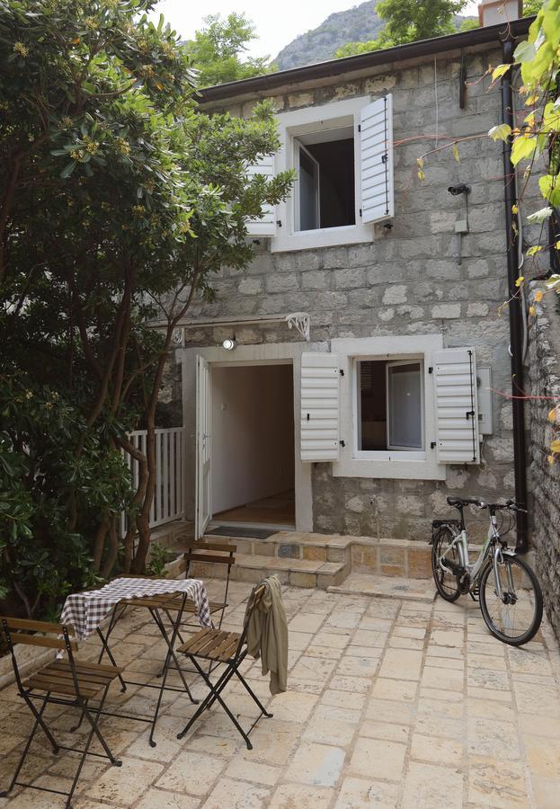 Seven Hills Duplex Eco-Cottage كوتور المظهر الخارجي الصورة